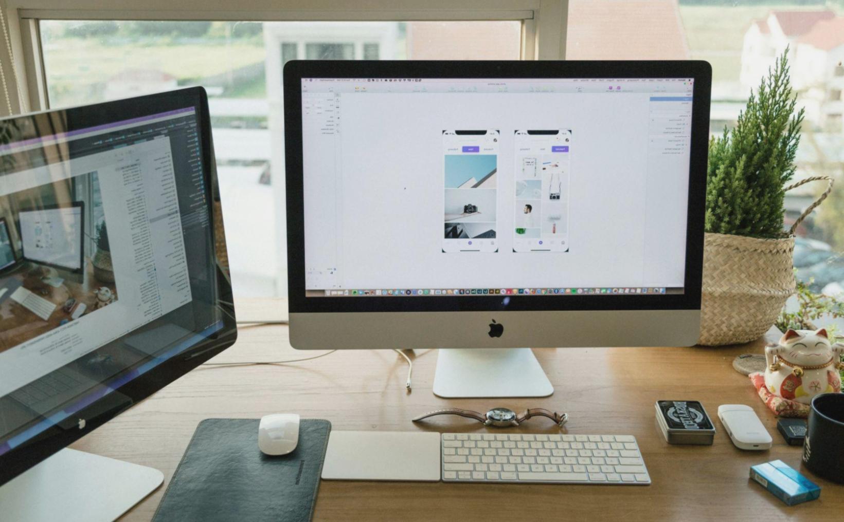 Processo di scrittura con bozze e revisioni